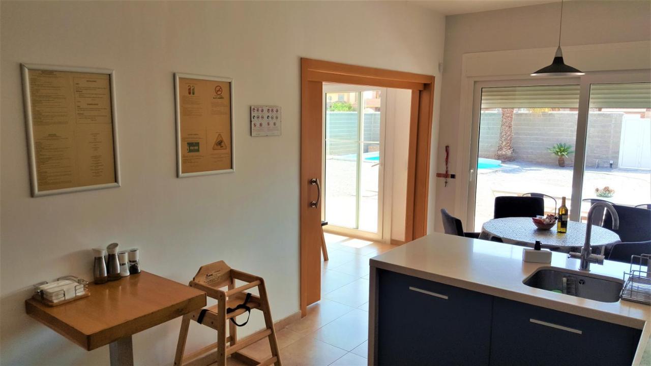 5 Bedrooms Private House 300M From Beach Roquetas de Mar Buitenkant foto